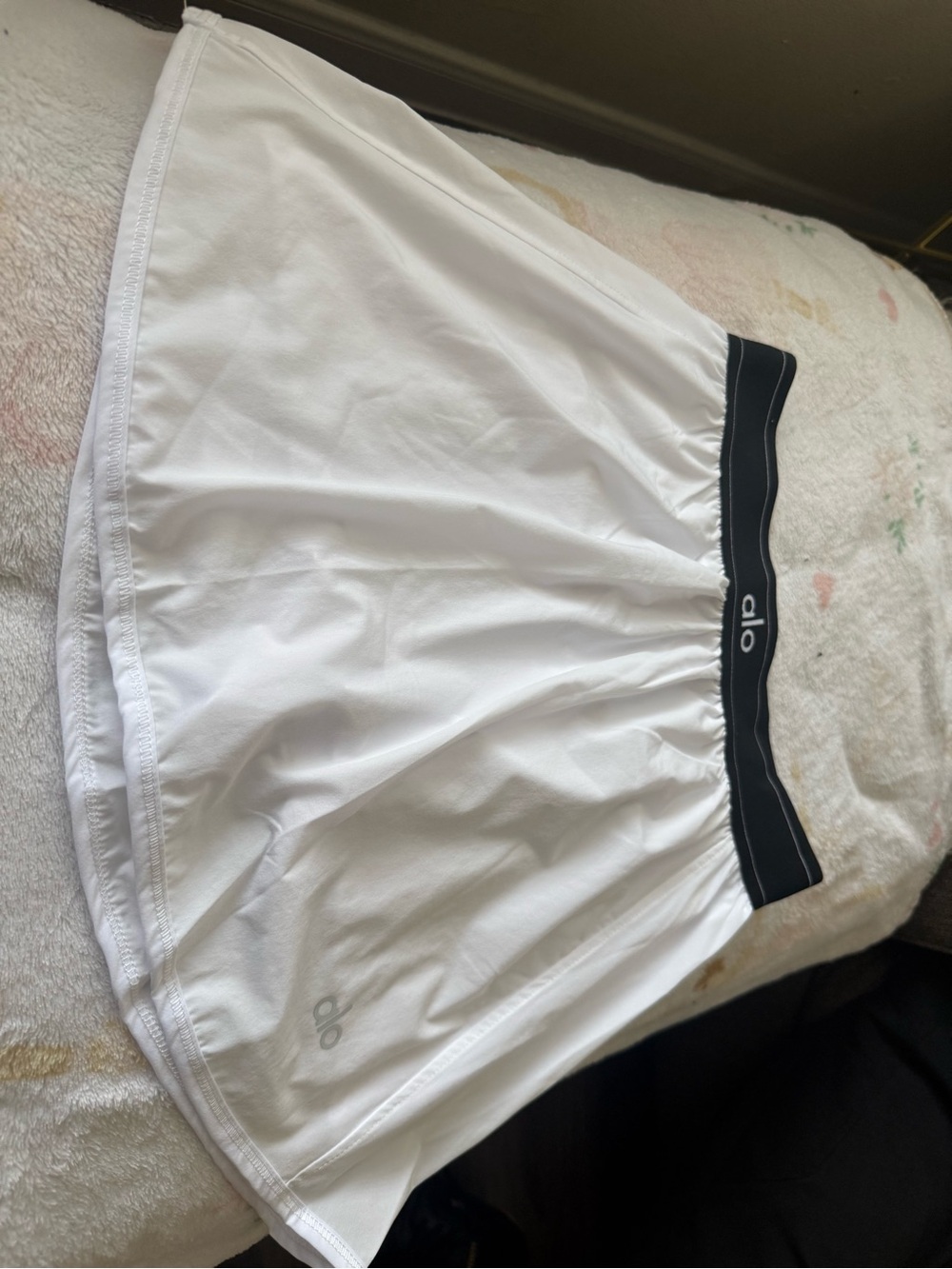 ALO Yoga White Skirt with Black Branded Waistband